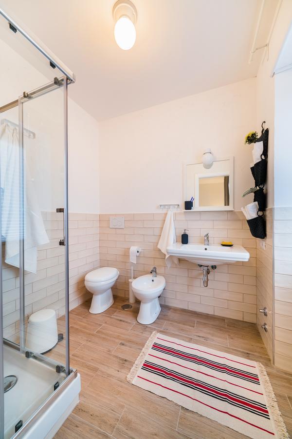 White Rooms Sabaudia Luaran gambar