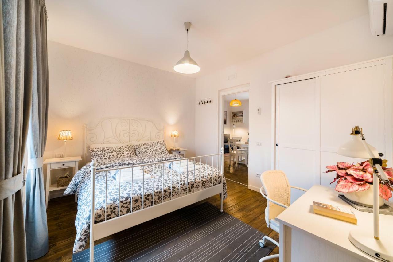 White Rooms Sabaudia Luaran gambar